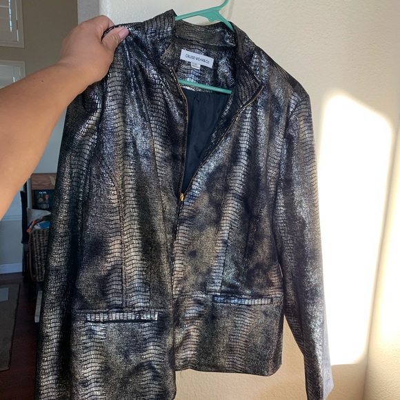 Blazer - Picture 1 of 4